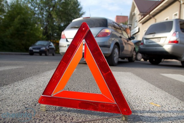 В Прилуках пьяный водитель сбил на переходе двух девочек
