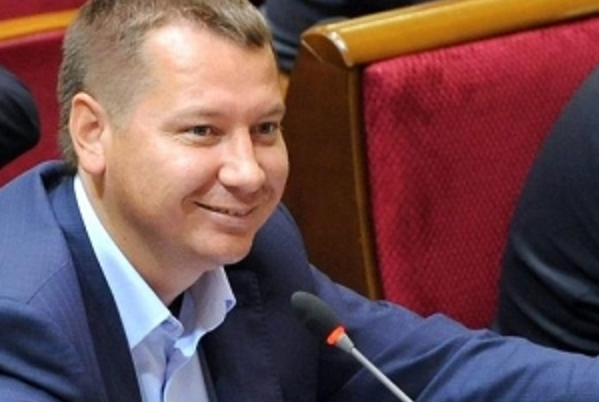 Губернатор Херсонщины спел Путин х…о на границе с Крымом