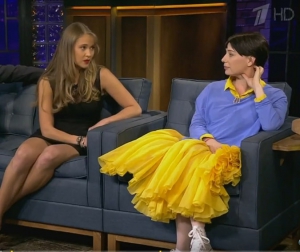 Скандал в эфире: российскую актрису обвинили в поддержке Украины из-за наряда