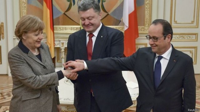 Стало известно, о чем Порошенко разговаривал с Олландом и Меркель