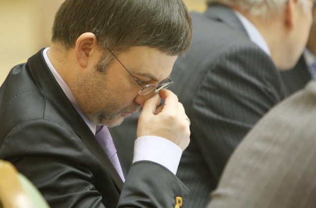 Казахский след "Семьи" в банкротстве Фидобанка