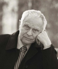 Известного украинского поэта в России записали в экстремисты