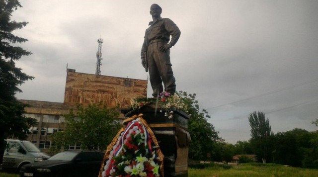 ЛНР управляют придурки и дебилы