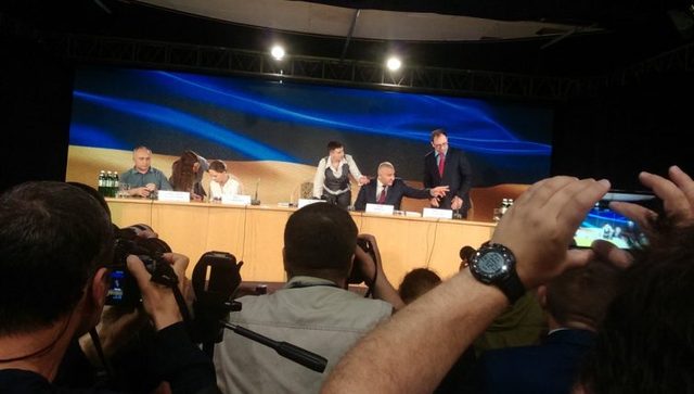 САВЧЕНКО: ПУТИНА Я РАССМАТРИВАЮ КАК ГНИДУ