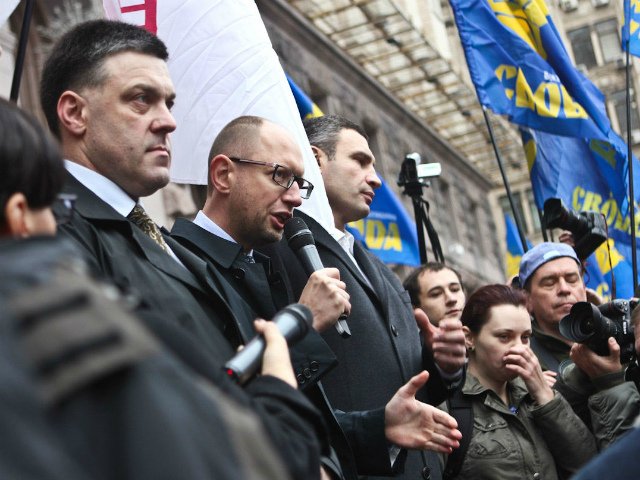 СБУ довела зв’язки Яценюка та Кличка з кланом Януковича