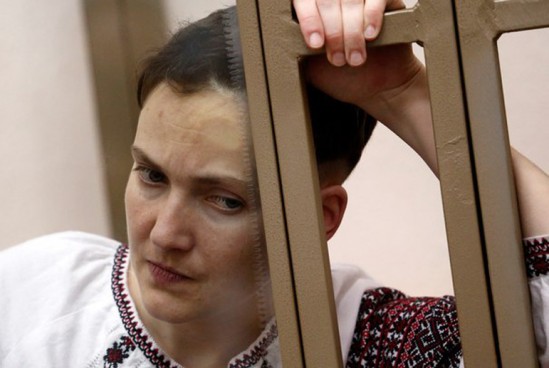 "Сенсация" в Интернете: Савченко умерла и ее заменили на двойника-мужчину