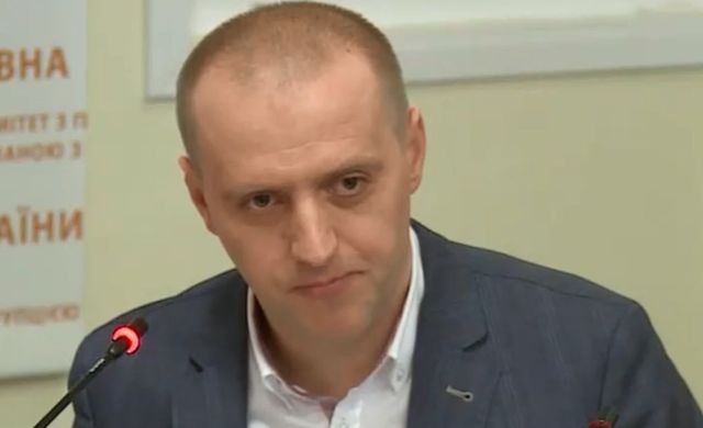 Загнать бизона или как Порошенко играет в Клюева