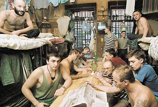 Боевики выпускали осужденных к пожизненному заключению повоевать против ВСУ