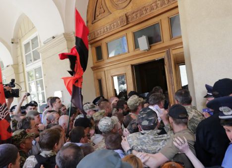 В «УНА-УНСО» заявили, что их и «Правый сектор» подставили