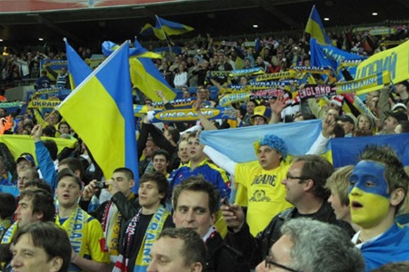 Песня "Путин – х...йло" прозвучала в эфире российского федерального канала