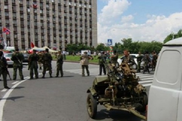 Пьяная сварка во время совещания главарей «ДНР» завершилась стрельбой, приехало множество скорых