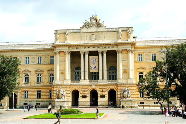 Студенти помстилися викладачеві, який агітував за ЛДНР