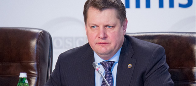 Чому Порошенко призначив одіозного посла?