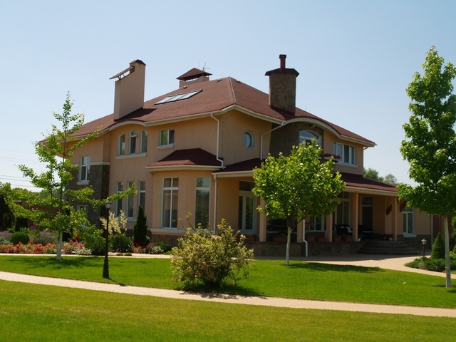 ВИП-жильцы Кедрового переулка. Радикал Ляшко, братья Клюевы и семейство военного прокурора