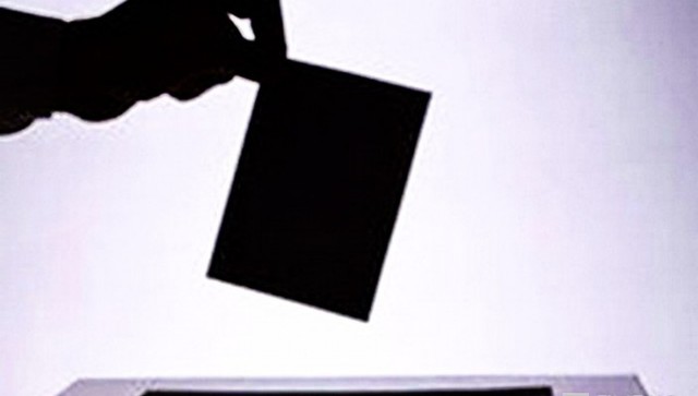 «Опора»: «Кандидатов на ряд округов Луганщины свозили автобусами»