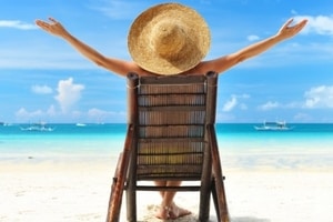 115 вихідних і святкових. Не занадто для воюючої країни?