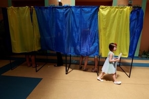 Кто бы мог подумать: социологи назвали главного претендента на пост президента Украины