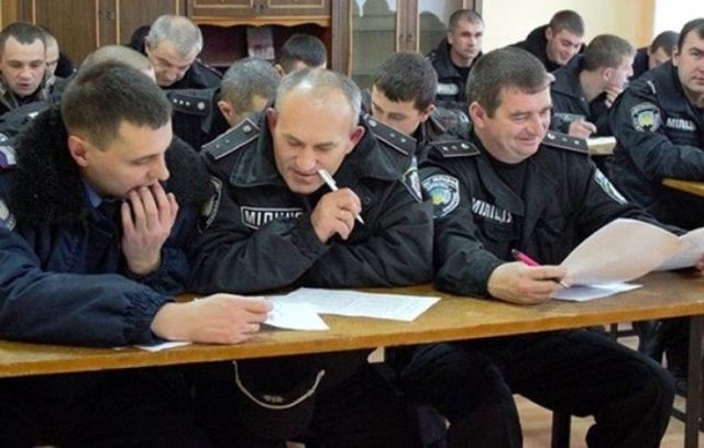 Руководство запорожской полиции оказалось самым непрофессиональным в Украине