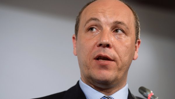 Парубий: Нужен закон о децентрализации без “особого статуса” Донбасса