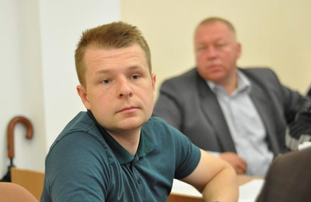 В центре Полтавы неизвестный побил депутата горсовета от ВО «Свобода»