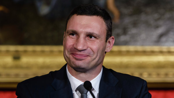 Кличко просил нардепов не голосовать за арест Онищенко - Лещенко