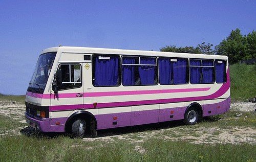 І таке буває: Водій маршрутки відмовився брати гроші у військового