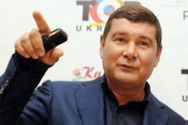 В преступную группу, созданную Онищенко, входили адвокаты Цыганков, Копусь и Маковский, - Сытник