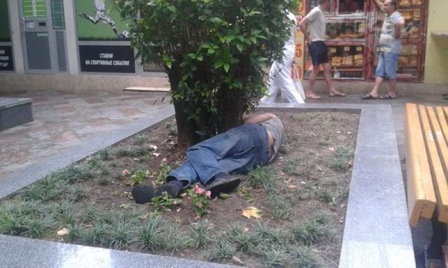 Крым подвергся нашествию бомжей. ФОТО