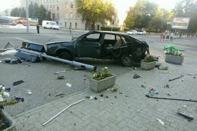 В центре Харькова ДТП с участием патрульных: двое погибли, четверо пострадали