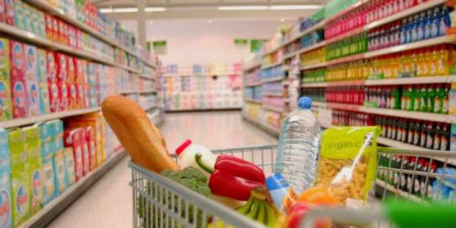 Цены в украинских магазинах не будут расти, а уменьшатся - Дорошенко