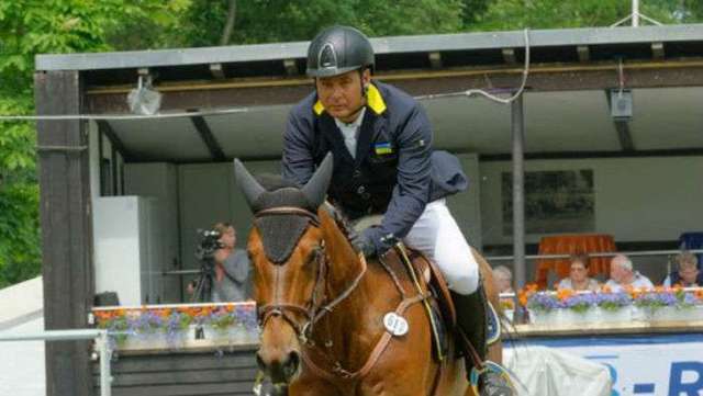 Нардеп Онищенко продал 40 элитных лошадей