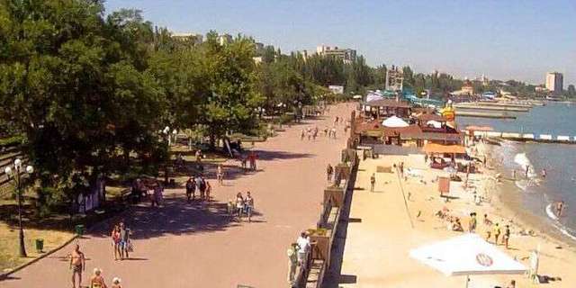 В Сети показали новые фото пустых пляжей в Крыму (ФОТО)