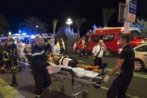 Почему русские продолжают убивать французов?