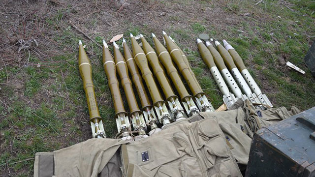 Полицейские обнаружили тайники боевиков на Востоке Украины