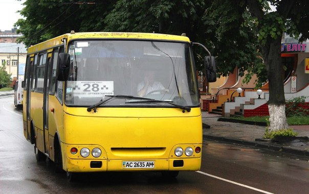 Випадок в українській маршрутці вразив до сліз