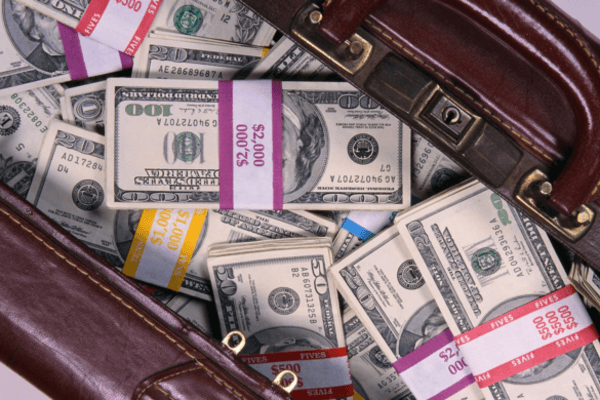 Чиновники Ивано-Франковской ОГА украли 5 млн, выделенных из бюджета на АТО