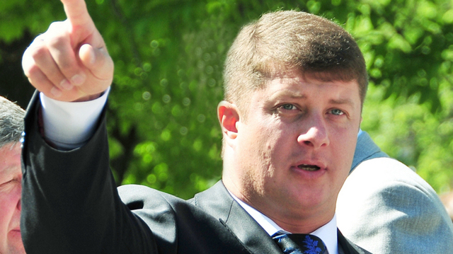 Активисты обвиняют мэра Торецка в антиукраинской деятельности