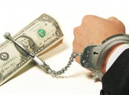 Днипровские чиновники присвоили 1,5 миллиона госсредств