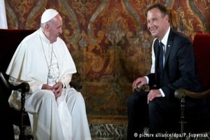 Папа Римський закликав Польщу приймати біженців