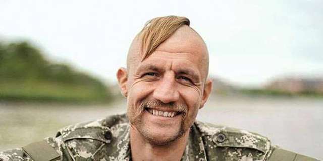 Козак Гаврилюк сменил имидж – сбрил усы