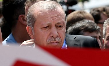 В Турции у тысяч опальных судей изымают все имущество - СМИ