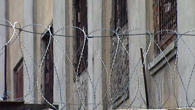 Полицейские хотят отправить в СИЗО девушку, которую пытались изнасиловать