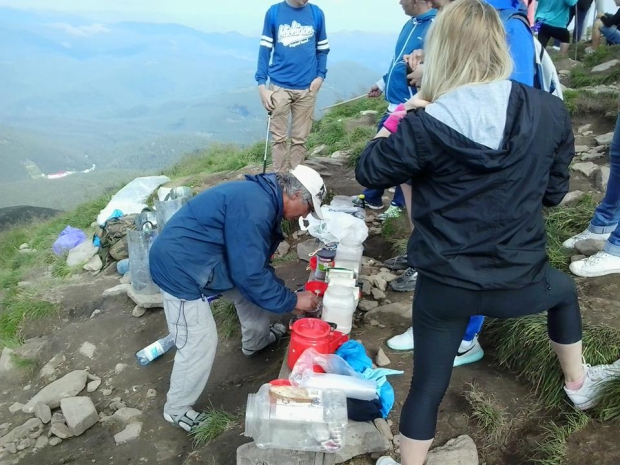 Дядько Михайло на Говерлі, або Чому в Україні немає роботи