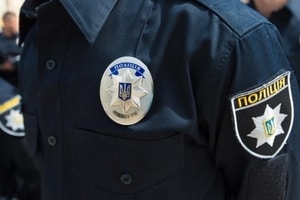 В центре Киева лжеполицейские развели иностранца