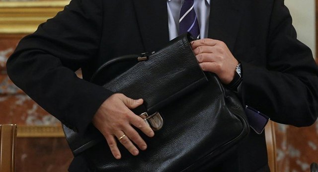 Депутат міськради Луганська від “Партії регіонів” постачає “Укргазвидобування”