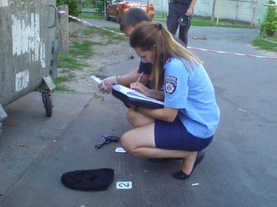 В Дарницком район Киева призошо дерзкое ограбление ювелирного магазина