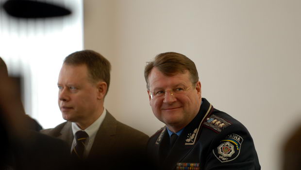 Статус своего личного «консильери» Луценко отдал «борцу» с преступностью Бедриковскому