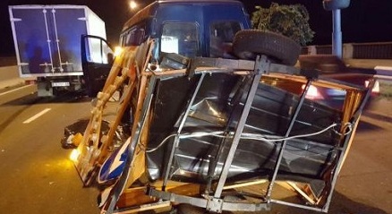 В Киеве пьяный водитель грузовика сбил насмерть коммунальщика "при исполнении"