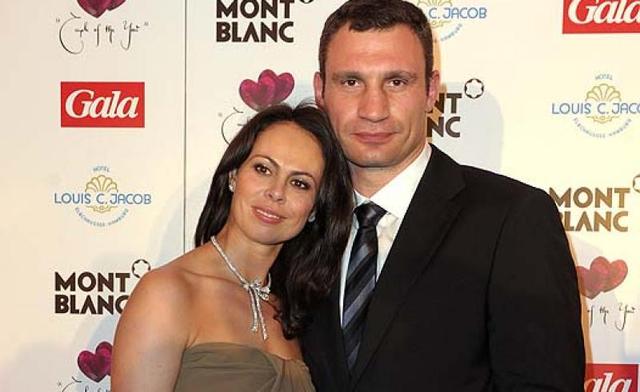 Журналисты рассказали, как жена Кличко отдохнула в Греции без мужа