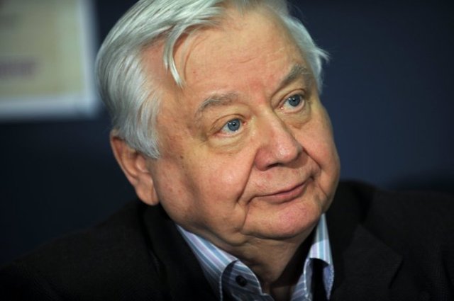 Олег Табаков публично извинился перед украинцами за свое высказывание